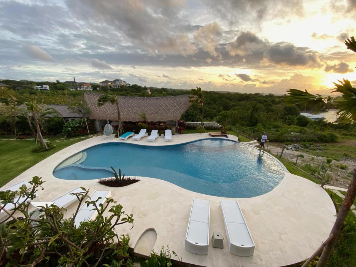 Bombora Balangan Resort Jimbaran Buitenkant foto